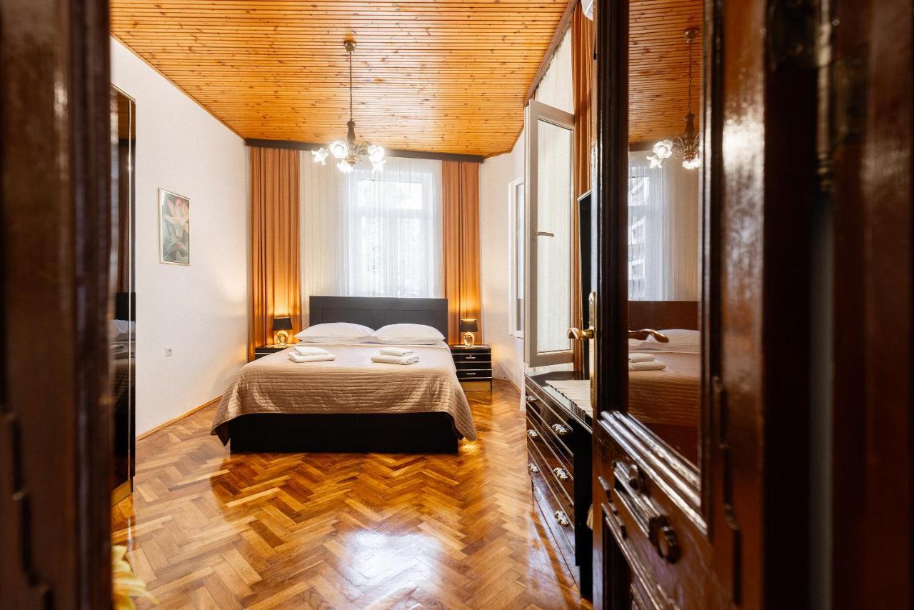 Antique Garden Villa Спліт Екстер'єр фото